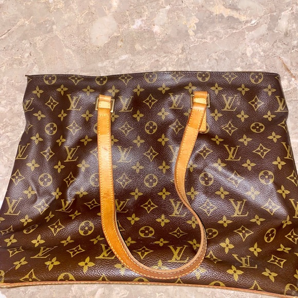 AUTHENTIC Louis Vuitton Purse! - Picture 3 of 8